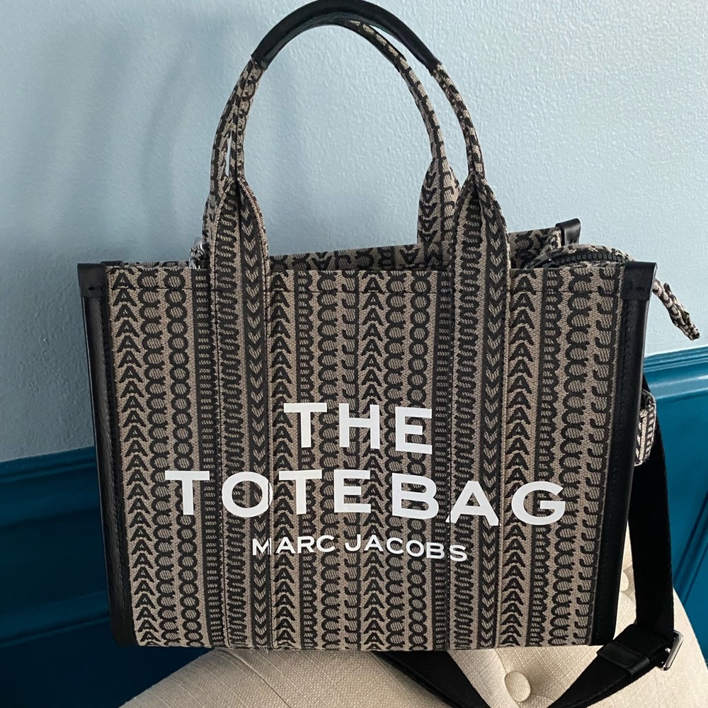 Marc Jacobs The Monogram Medium Tote Bag